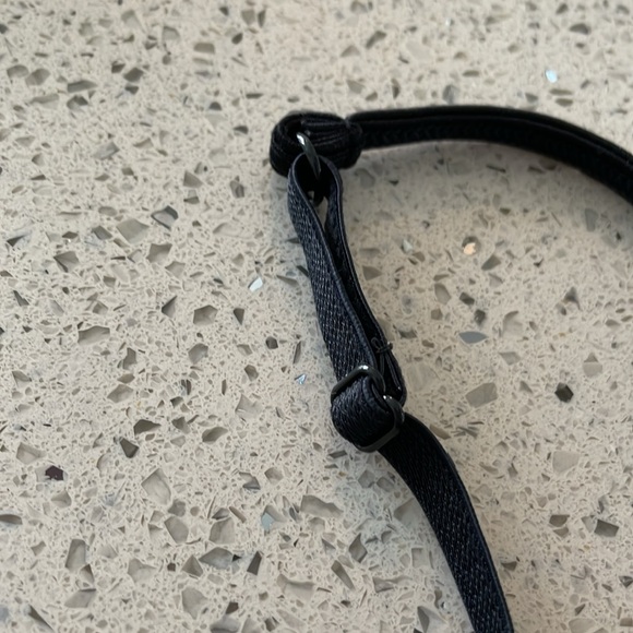 Express size small 2 pack tanks. Ivory and black - Picture 6 of 7